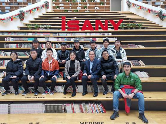 mmexport1555135349852